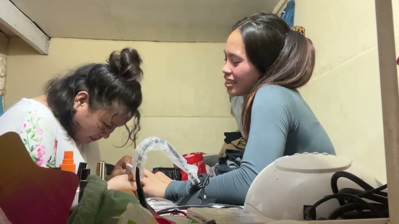 Watch us laughing HAHAHAHAHAHA