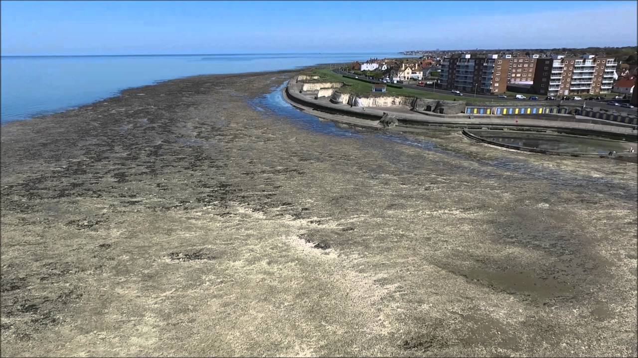 Minnis Bay Fly About