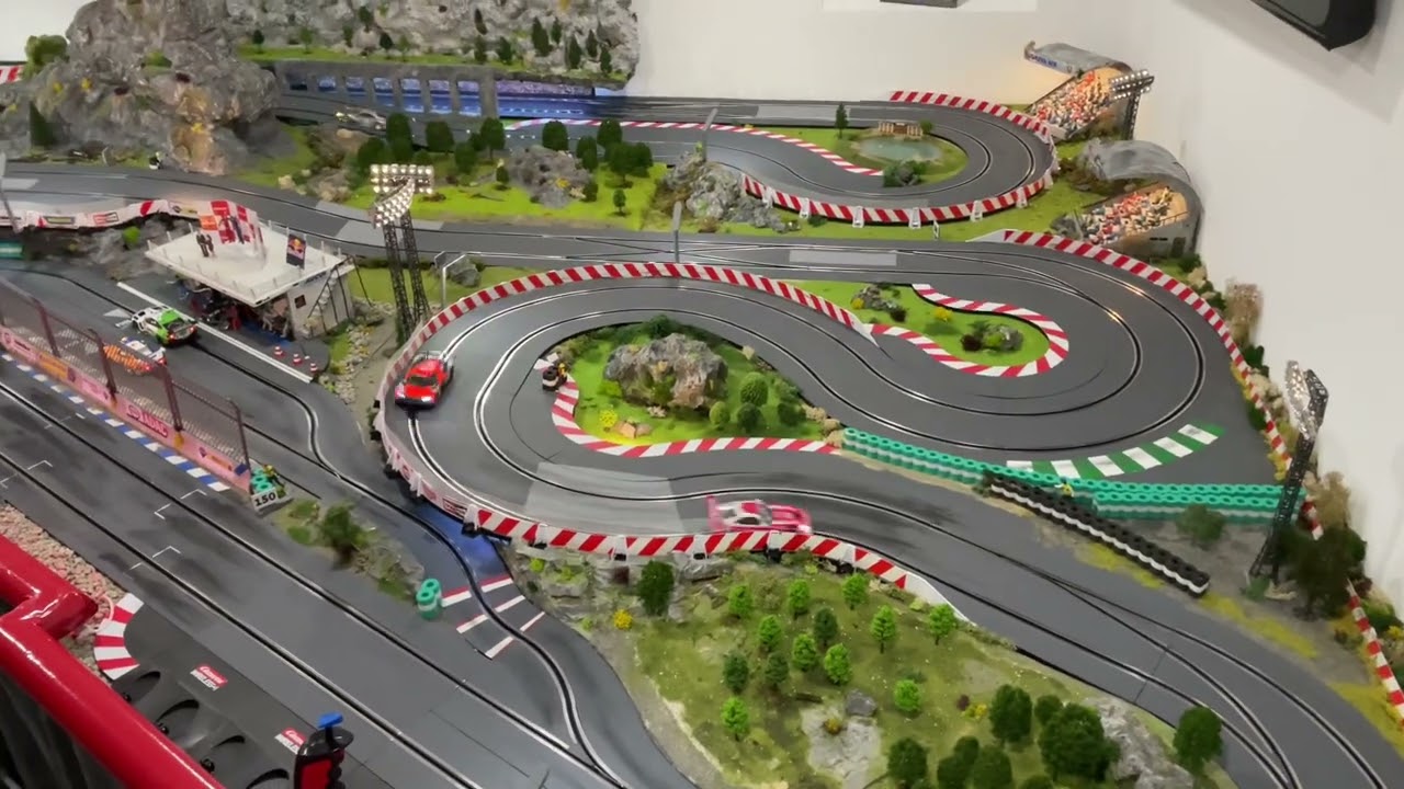 Carrera Digital 132,142 Bahnreinigung mit Pacecar