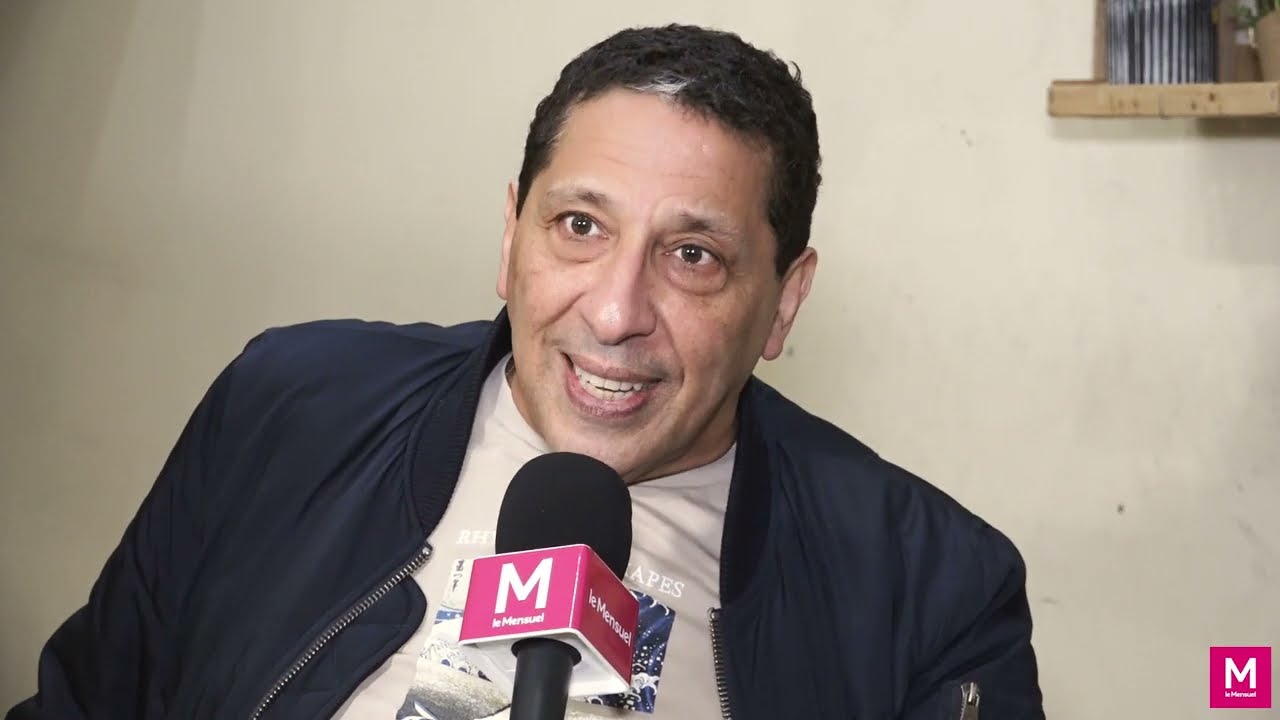 Smaïn en interview pour son spectacle 