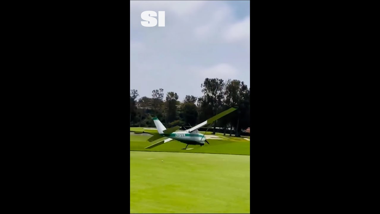 A Plane Crash-Landed on a Golf Course 😳⛳️✈️