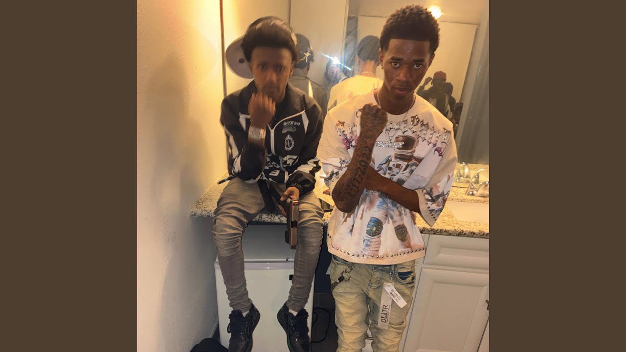 Bussin (feat. Midget4inch)