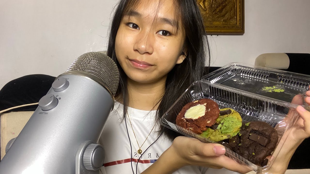 ASMR Eating Cookies *Red Velvet, Matcha, & Dark Chocolate* || MUKBANG ASMR 