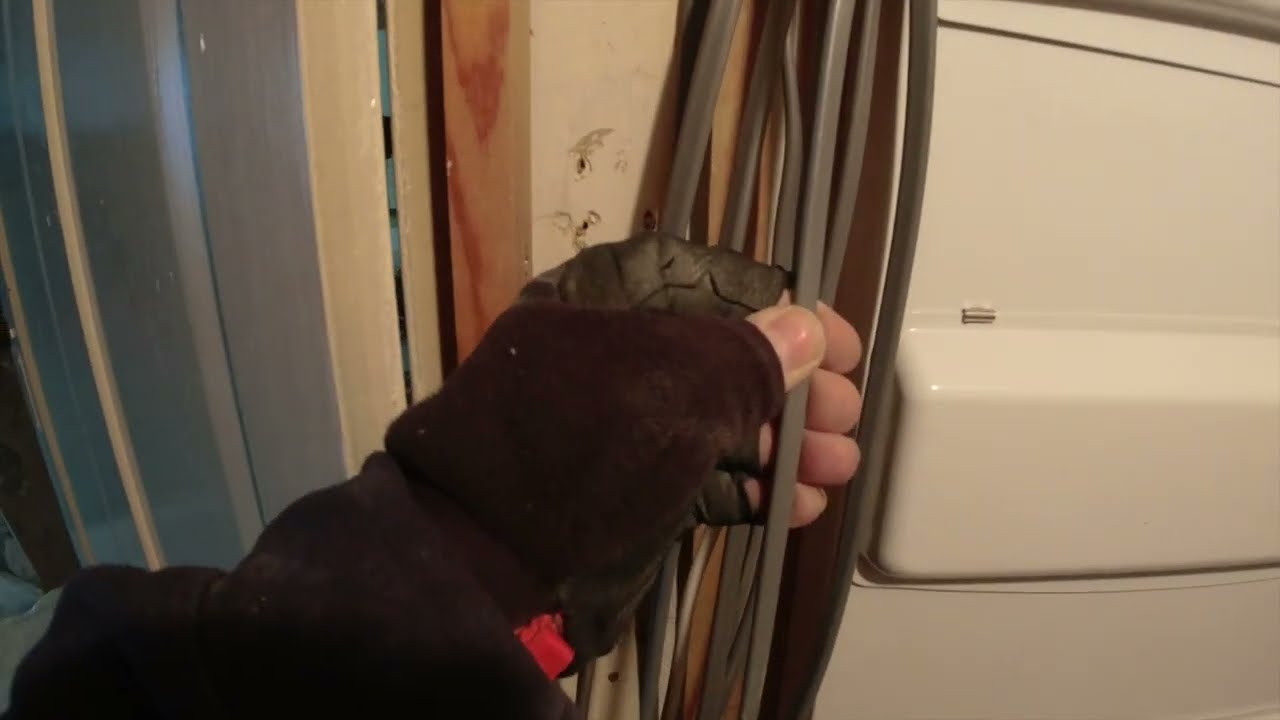 The Glamorous Life Of An Electrician. Cjrelectrical