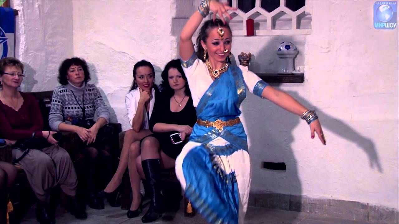 Инди Пати октябрь 2012 веселая индийская вечерина! зажигательные танцы!
