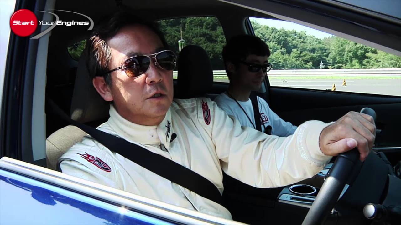トヨタ・プリウスアルファG vs ホンダ・フィットシャトル・ハイブリッド（フルバージョン）【DST#025】