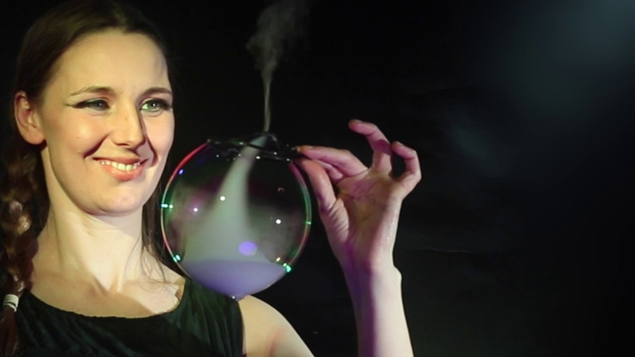 Bubble Inc presents... Miss Bubblina!  Expert Bubbleologist for family and corporate events