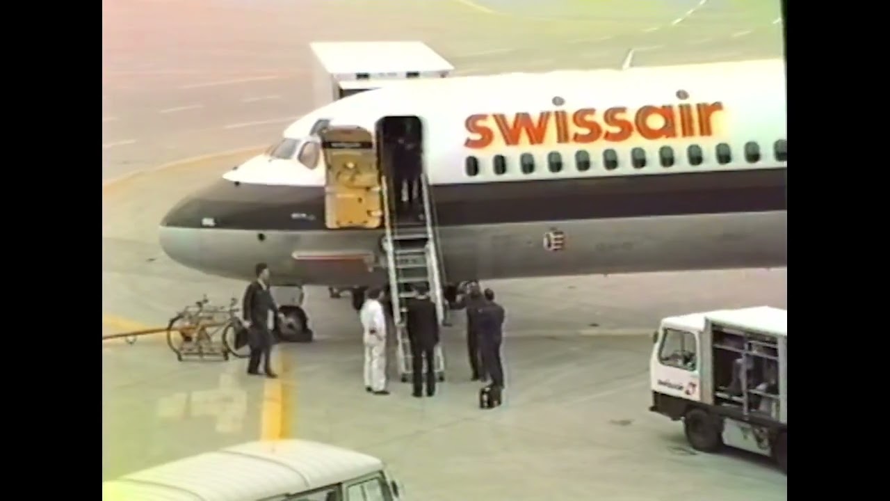 Airplane Historic1983: Aéroport Genève mit Swissair, TAP, Iberia, MEA, ...