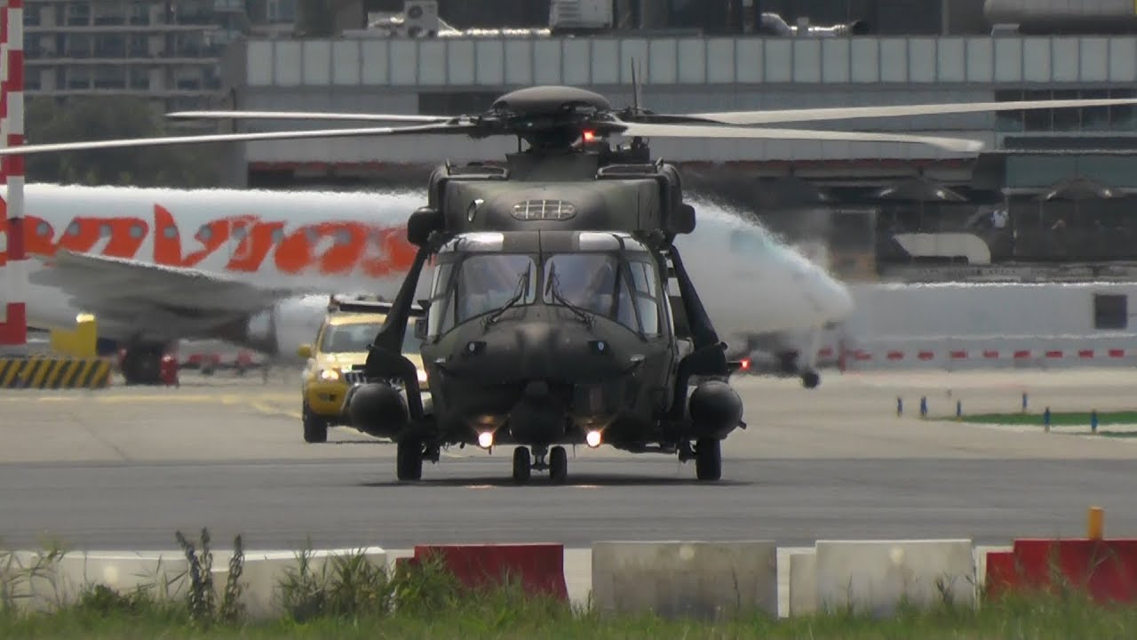 Finse Legerhelikopters landen op Rotterdam Airport!