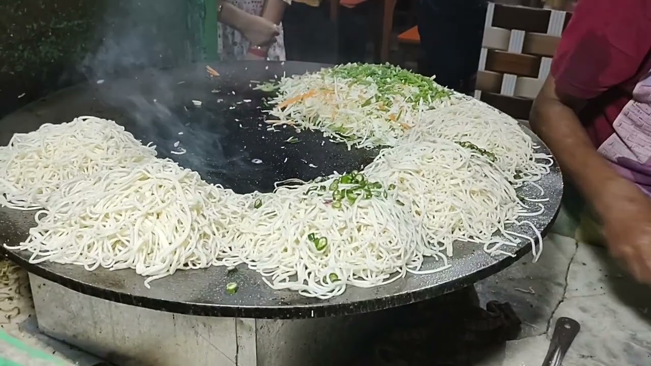 street style chowmin | Rs- 60- Only || West Bengal Street Food|| Shyamnagar ||