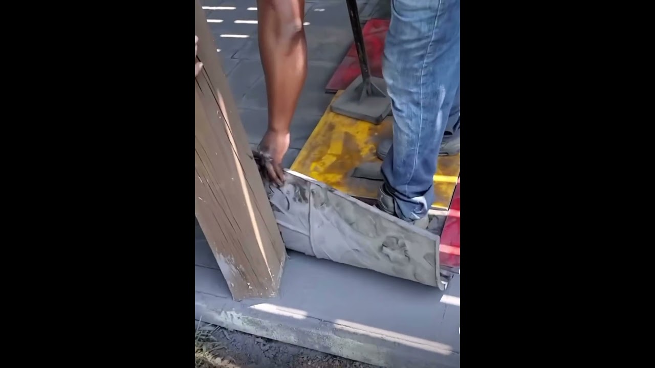 Little bit of awesome! Concrete the right way 😎#construction #greersc #greenvillesc #concretelife