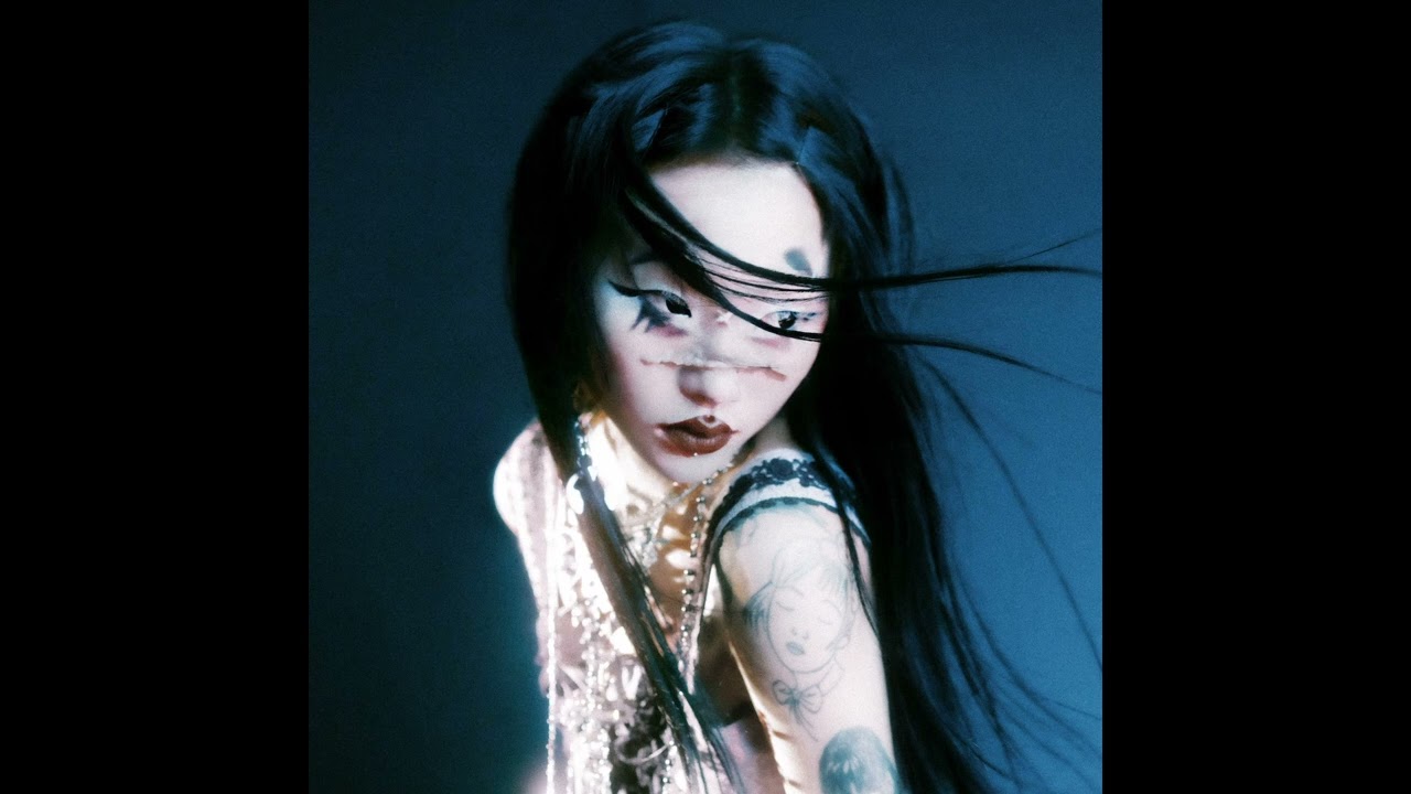 yeule - Evangelic Girl is a Gun ( tima remix )