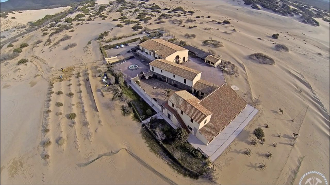 L'incredibile storia di un Lord inglese che investì in Sardegna - Athena Clum