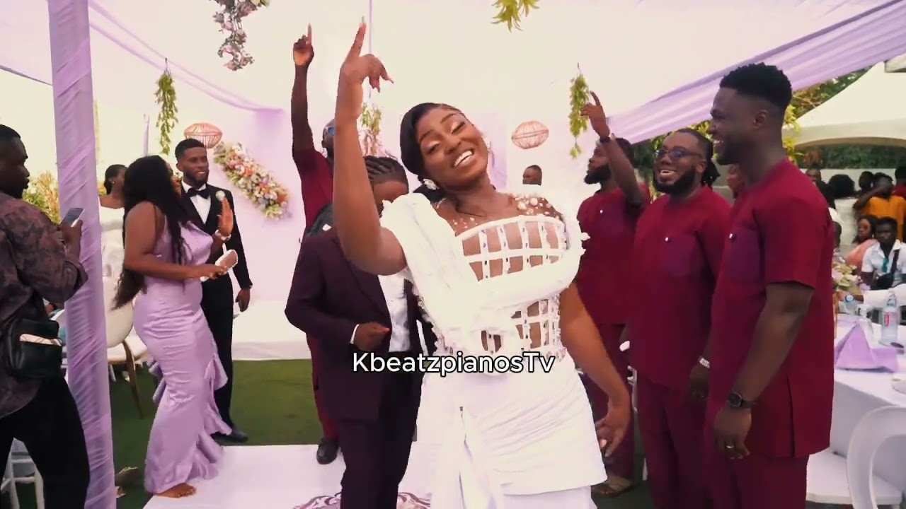 💍🎶Popular GHANAIAN DRUMMER George Dances At His wedding – APENTENG,AFFREH on stage with him🥁