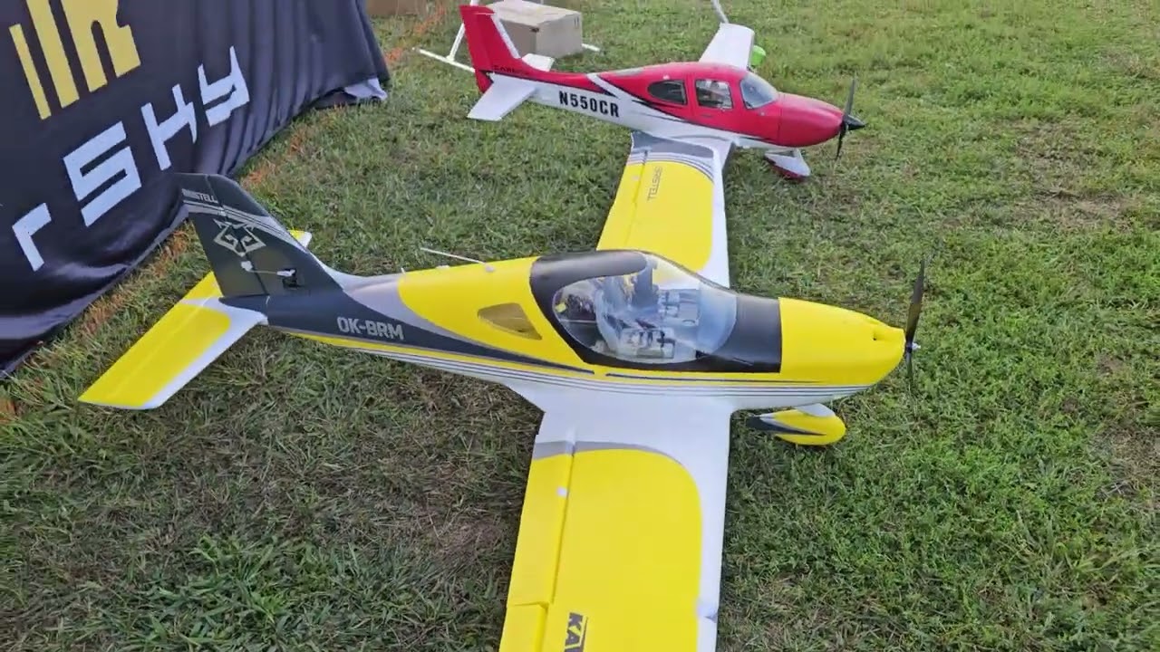 Kavan Bristell vs  Eflite Cirrus a direct comparison video