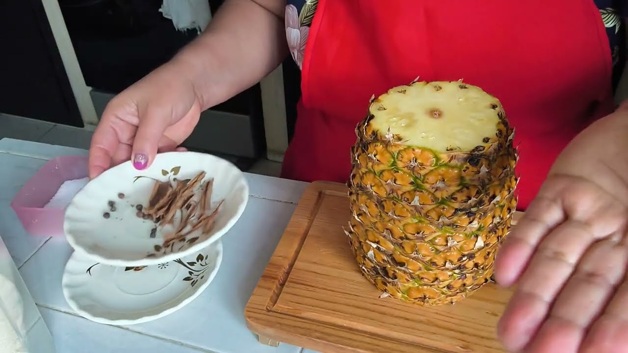  PONCHE DE PIÑA DELICIOSO DE LA GASTRONOMÍA COMITECA. 