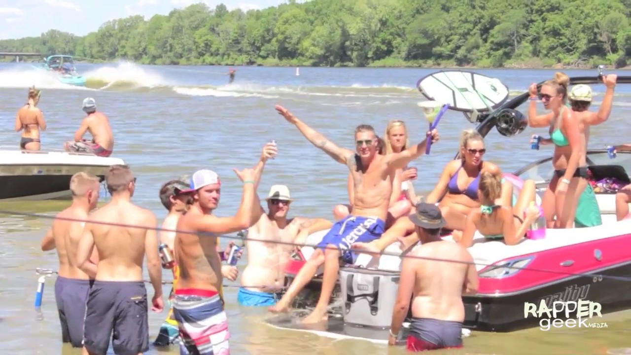 Board Bash | The Adventure Different Experience