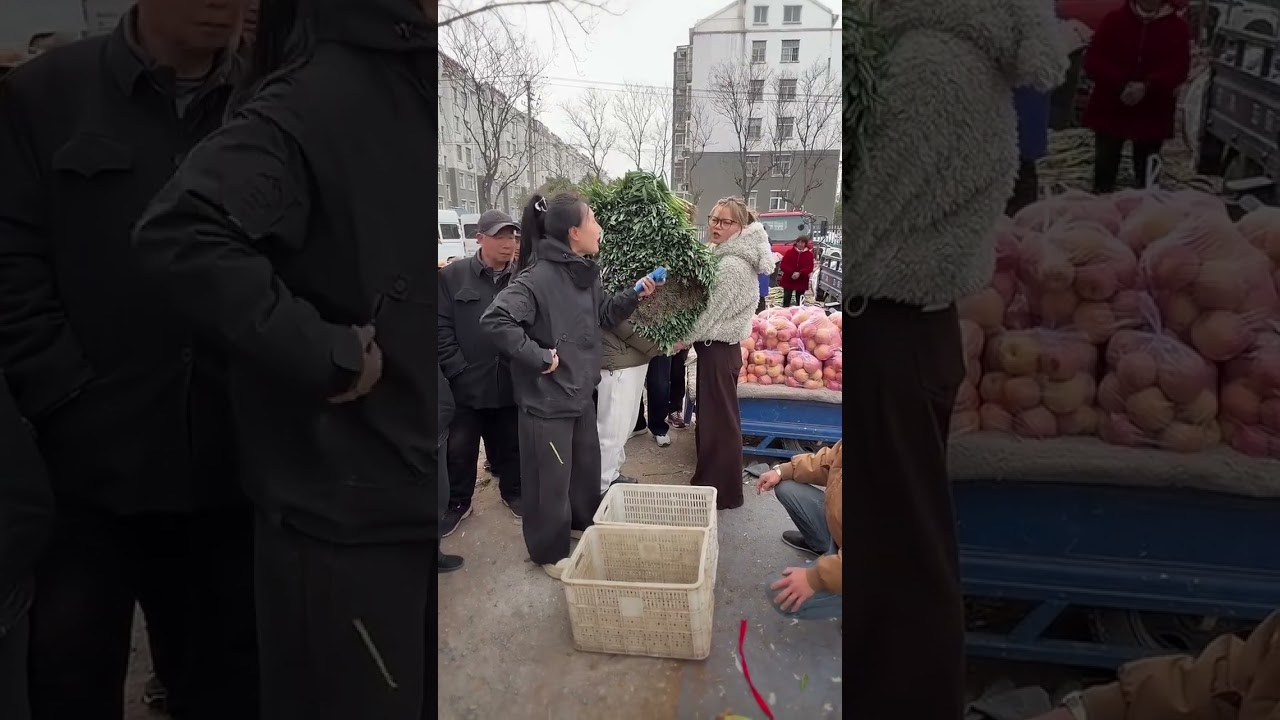Hua Laohei's Market Adventures: A Must-Watch