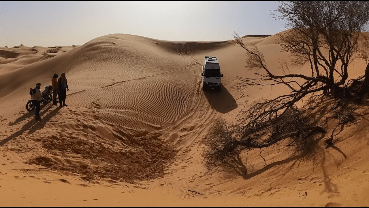 Tunisia, Sprinter 4x4 campervan Dunes Rodeo
