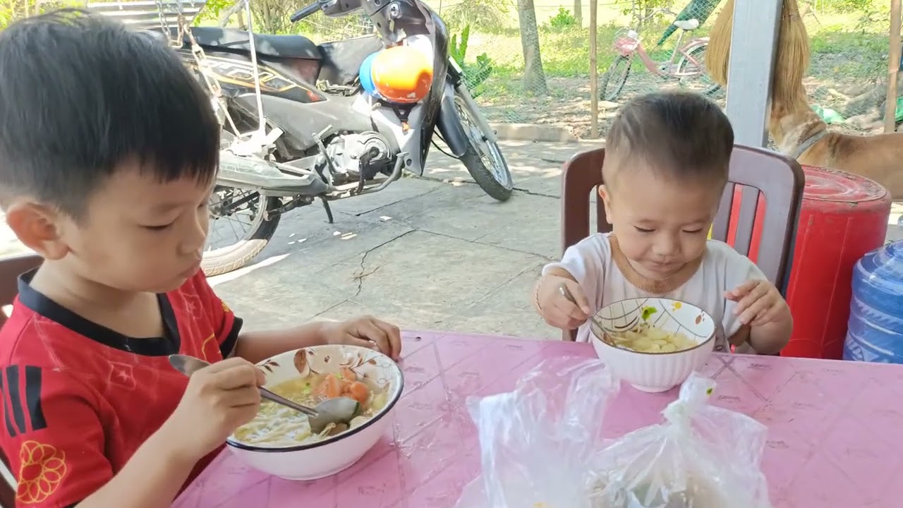 Ăn sáng cùng Gấu Bill 🤣😀 10h35 CN 01/03/26 