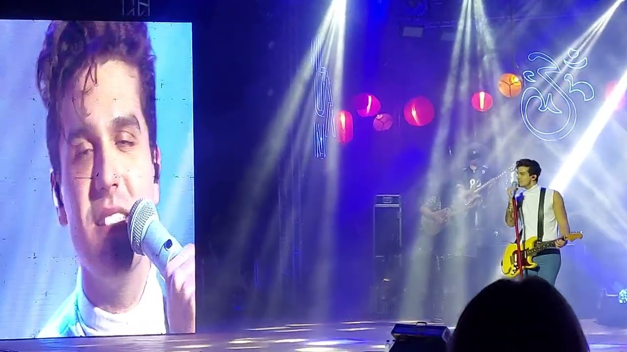 Luan Santana - Escreve Aí - Teatro Guaíra em Curitiba PR em 08-05-2022