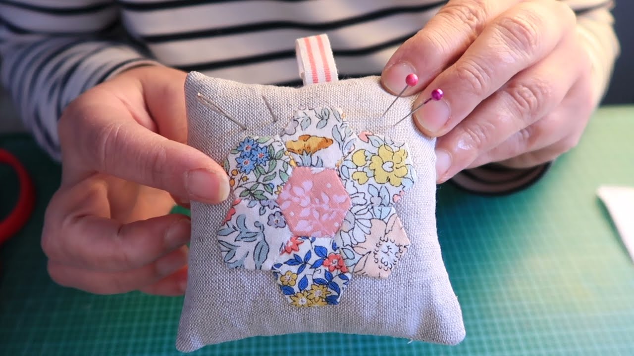 English Paper Piecing Teil 2 - Wie man eine Hexagon Blume herstellt
