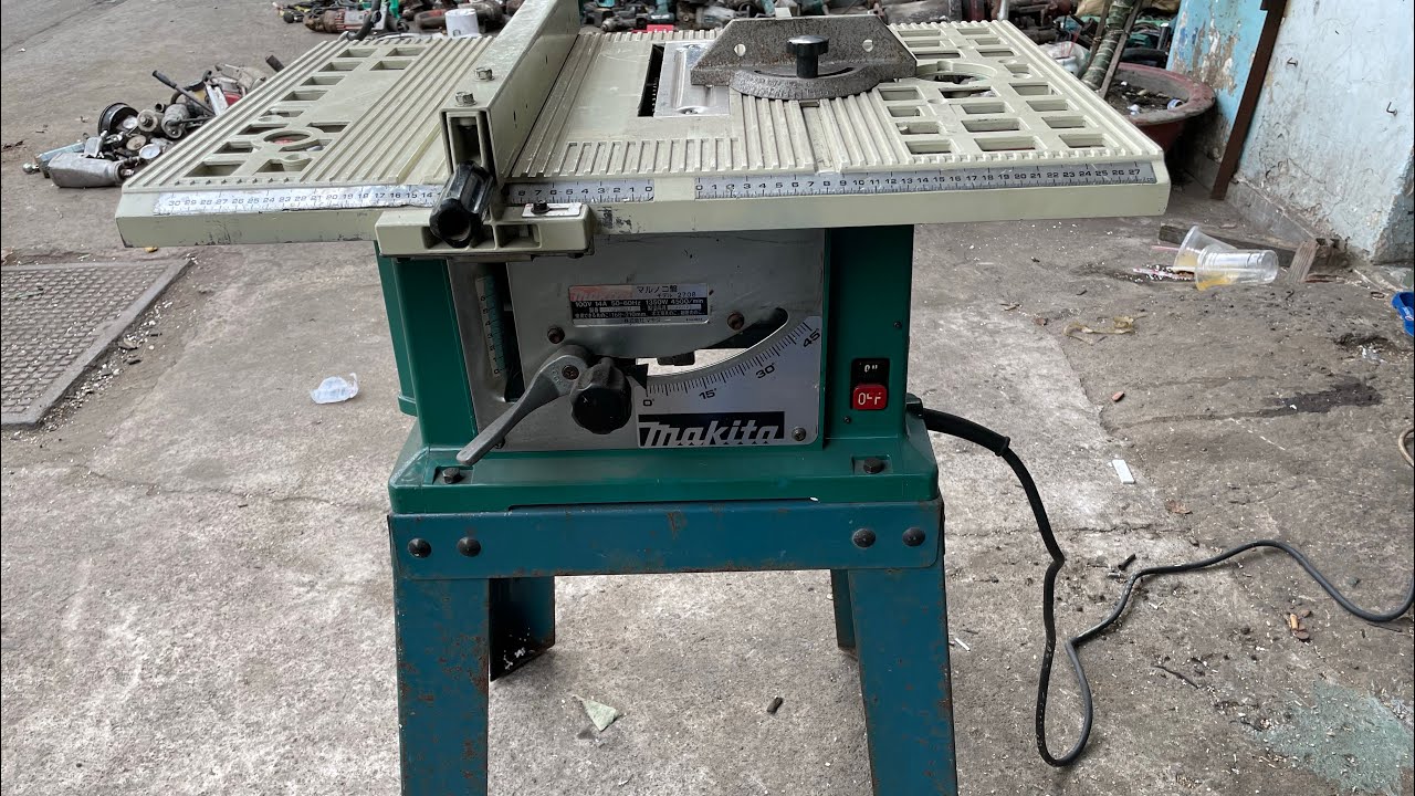 Đã bán . Cưa bàn nội địa nhật Makita 2708 . Quý khách liên hệ : 0905311116 Nguyễn Tuyến