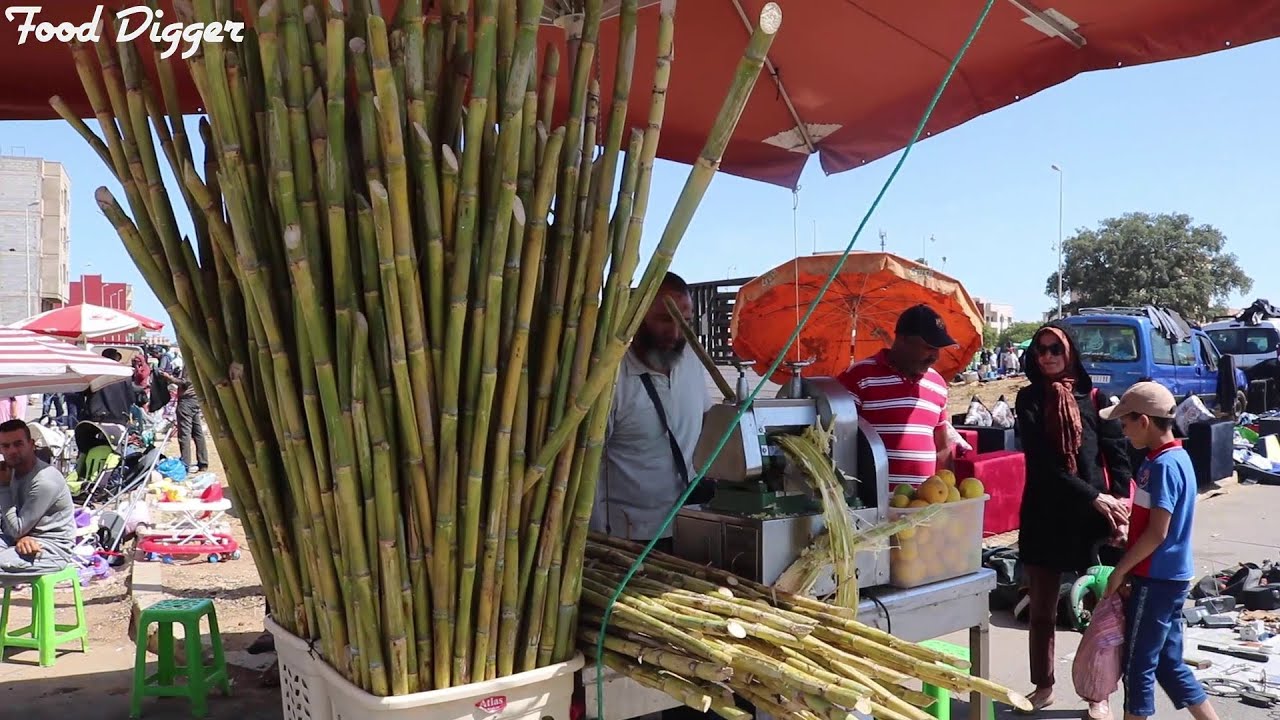STREET SUGARCANE JUICE | Amazing Sugarcane Juice Extractor | Moroccan Street Food