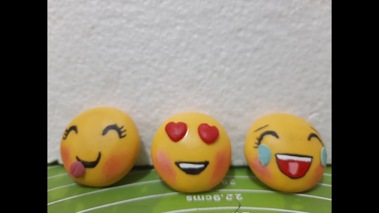 como hacer emojis de porcelana fria o pasta flexible