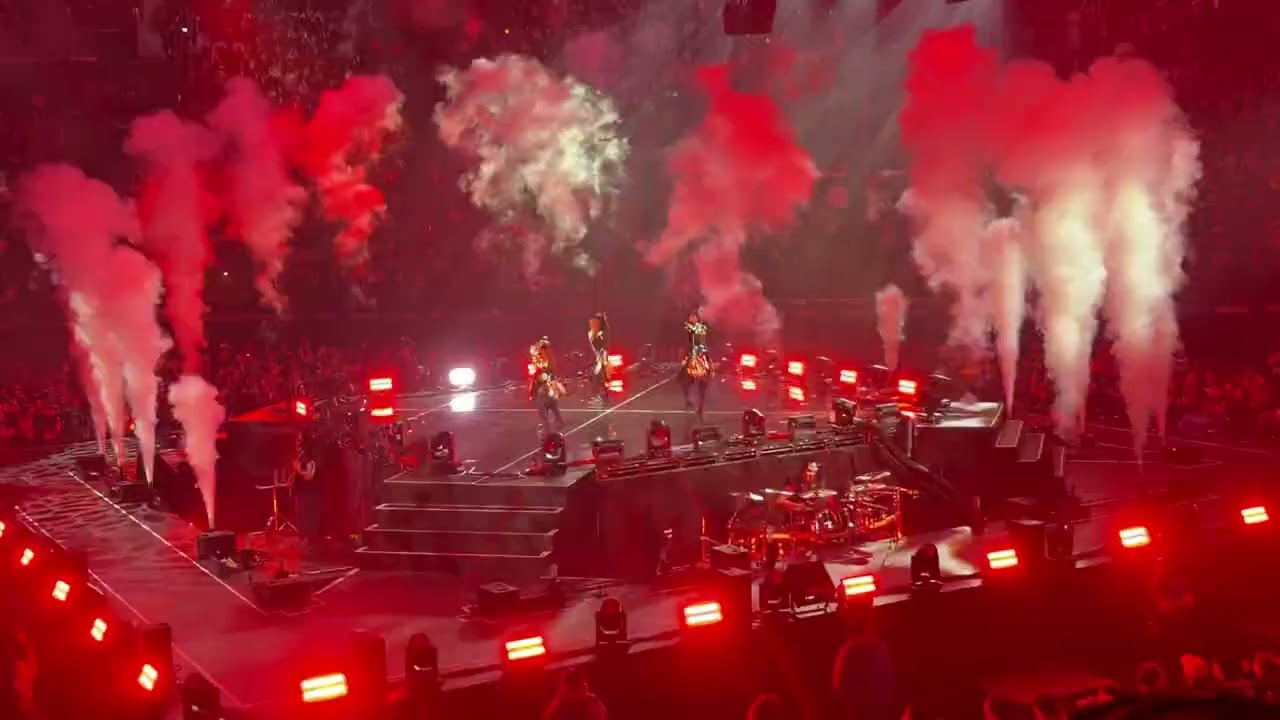 Babymetal “Gimme Chocolate” Intuit Dome Los Angeles 11/1/25