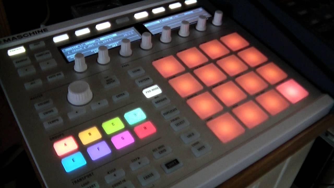 Recreation of 93 til infinity on Maschine