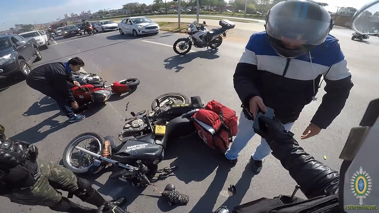 ACIDENTE ENTRE MOTOS DURANTE A ESCOLTA
