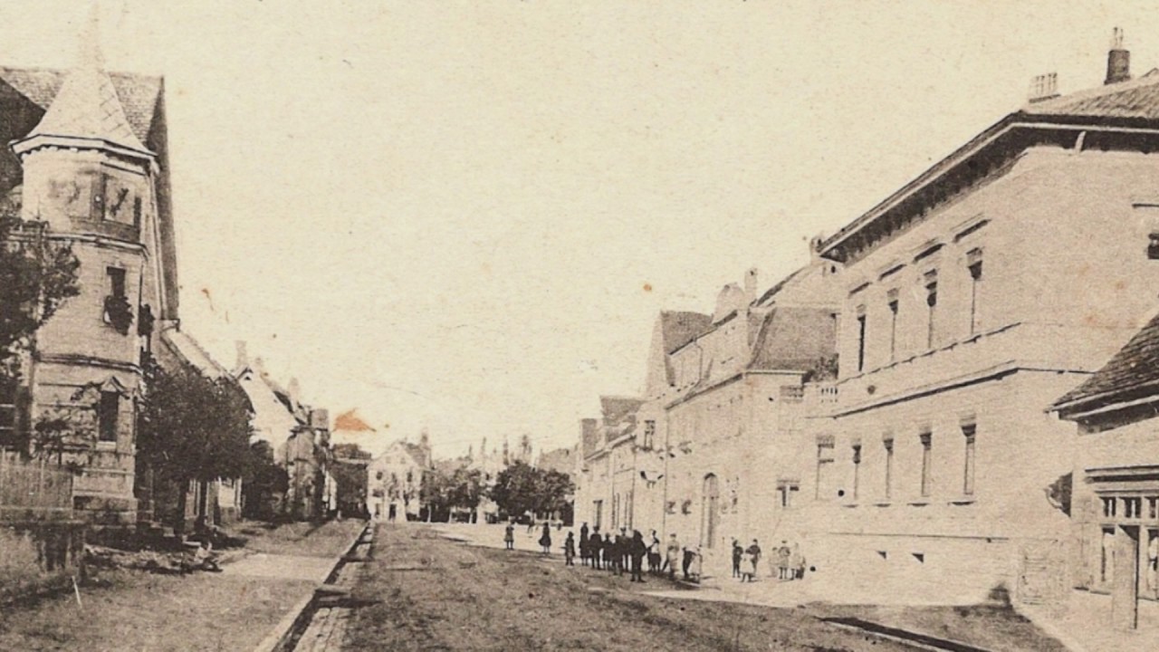 Laupheim: History / Die Mittelstraße /  HD
