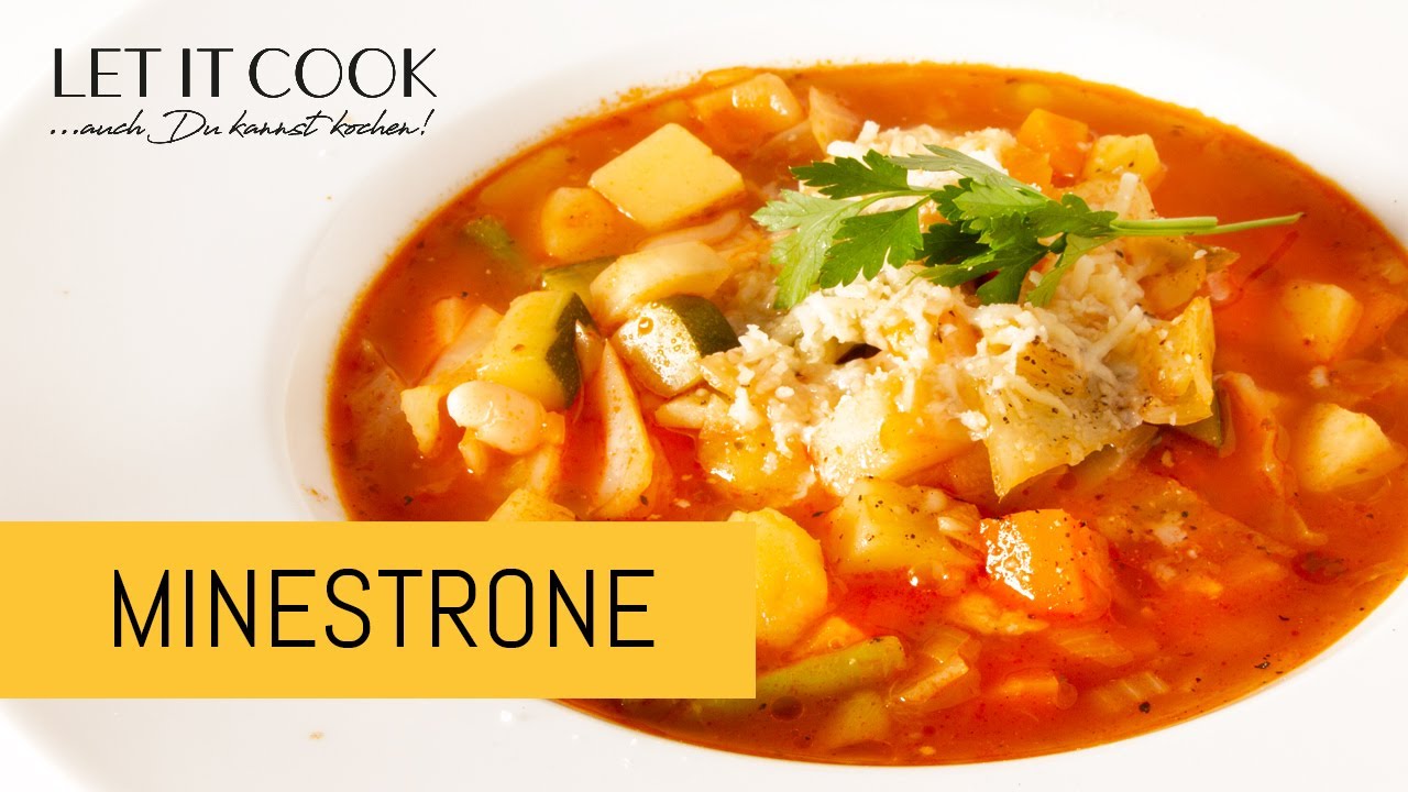 Minestrone, wahnsinnig leckere Italienische Gemüsesuppe mit Parmesan