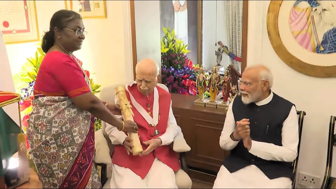 Bharat Ratna Award for Advani