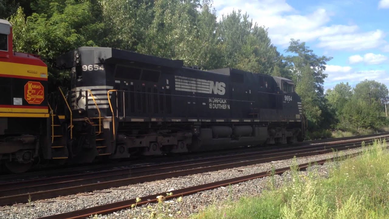 NS GE Dash 9 40CW shuts down at Wachusett 8 30 14