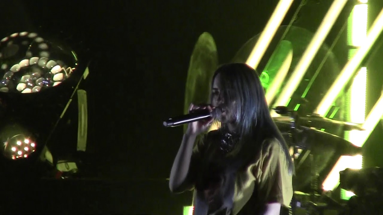 Billie Eilish - Bellyache - LIVE - @ Fabrique / Milan 21/02/2019