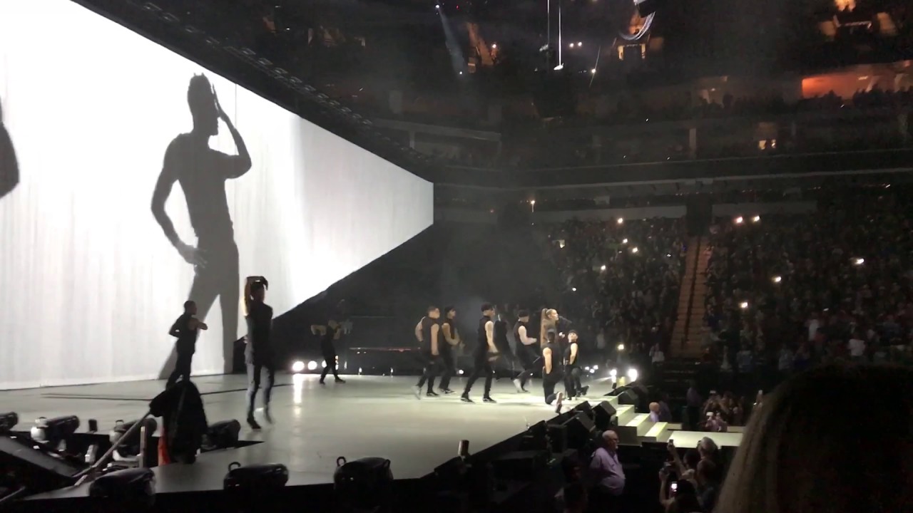 Ariana Grande: Be Alright, Dangerous Woman Tour Sacramento, CA