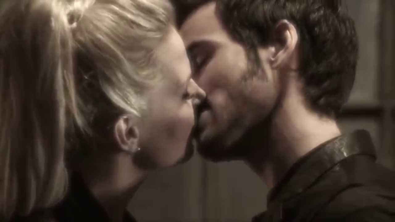 Captain Swan AU || Crazy In Love