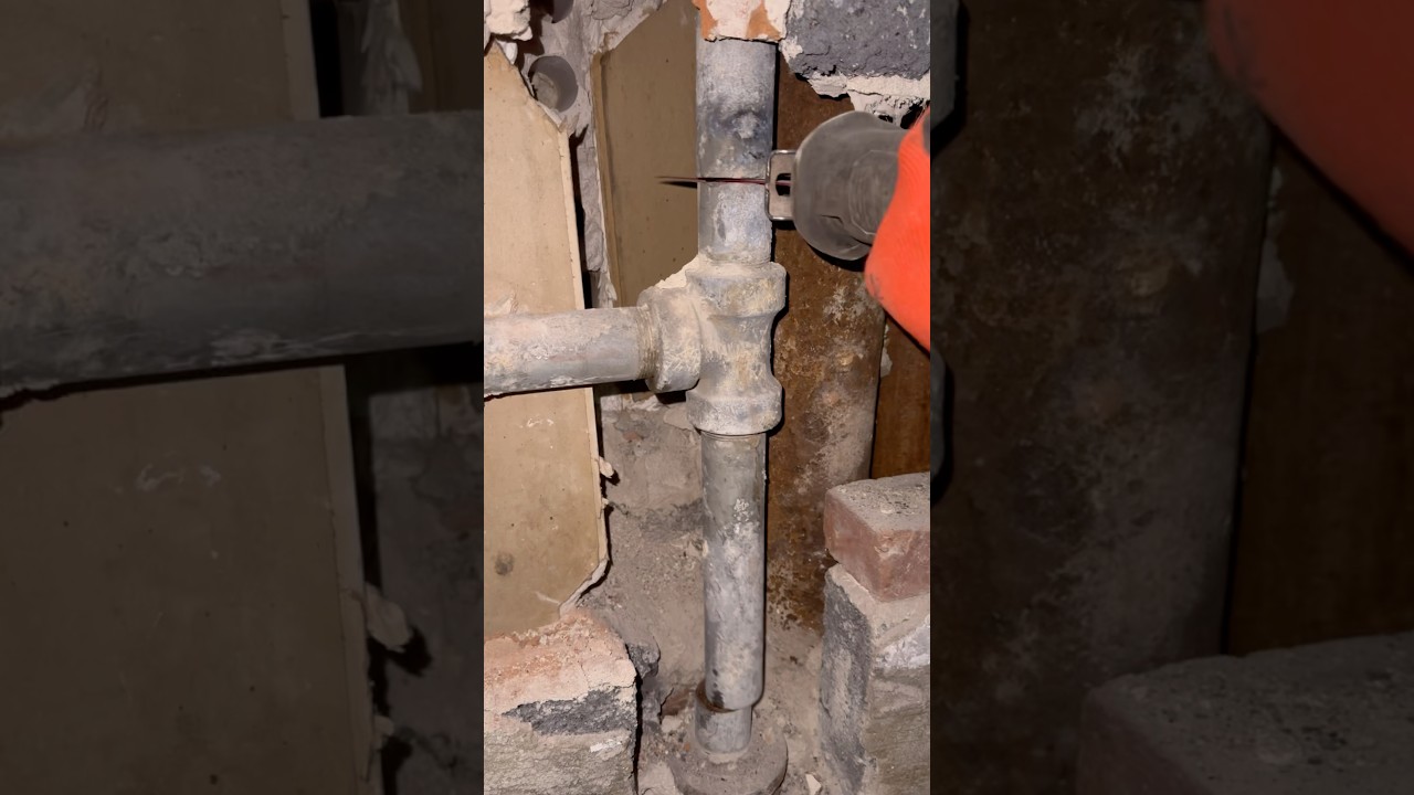 Ремонт слива в раковине в ванной #nycplumbing