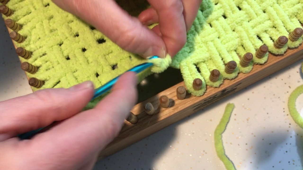 How to weave a baby hat