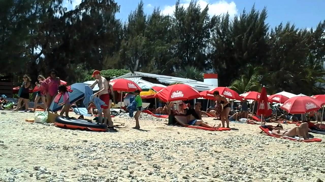 ÎLE DE LA RÉUNION, PASSE DE L'HERMITAGE VERS PLAGE TROU D'EAU.