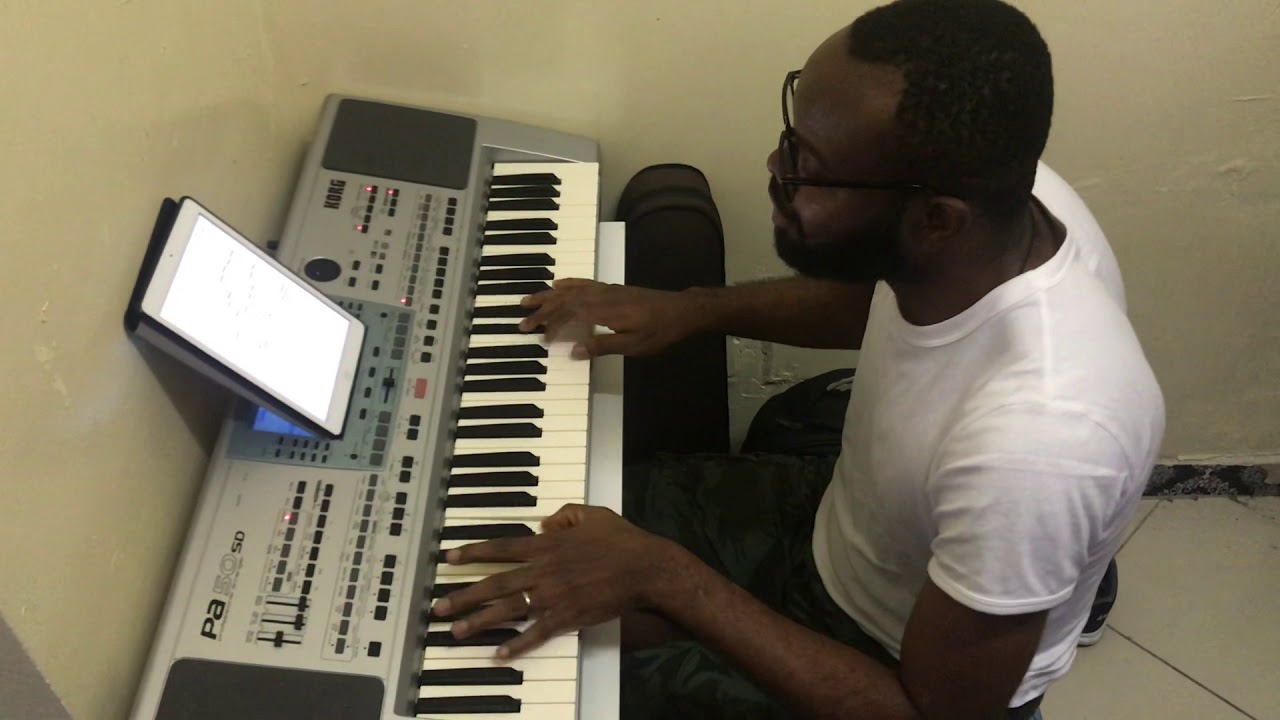 Hossana - by James Varrick accompaniment by Samuel