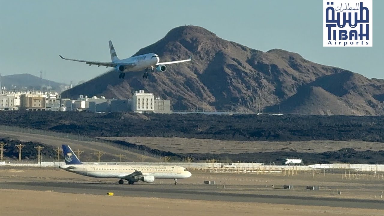 حركة الطائرات في مطار المدينة | داخل الصالة | Inside terminal spotting at Madinah Airport