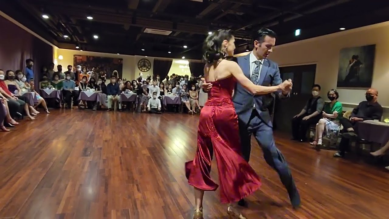 Milongueando En El'40 - Forever Tango - Pelin & Miguel Calvo