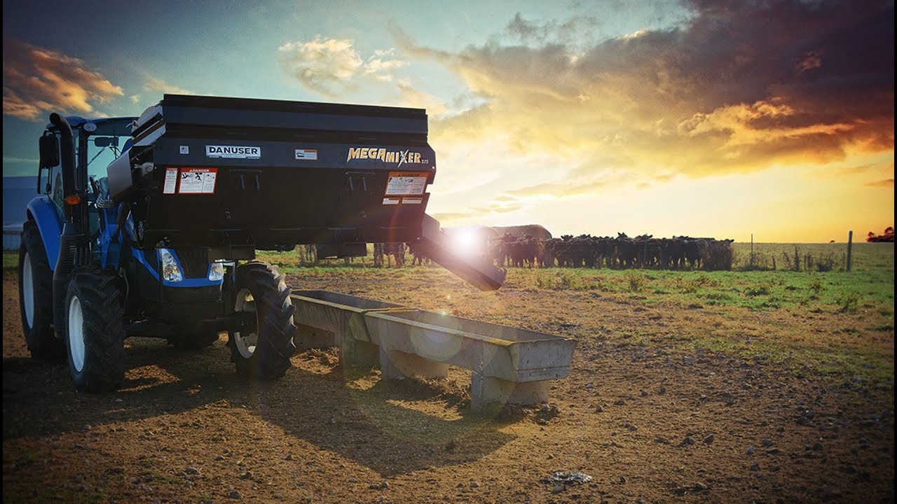Easy Way to Feed Your Cattle: Mega Mixer | Danuser