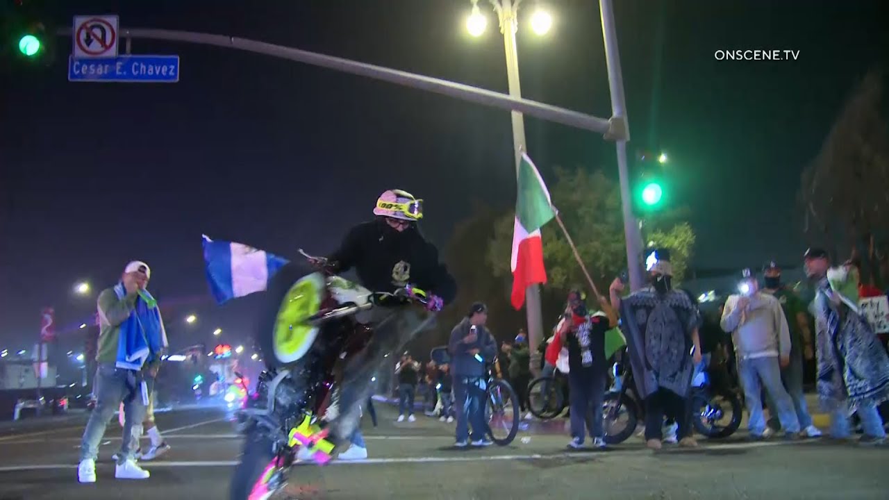 ICE Protesting at Alameda & Cesar Chavez in DTLA