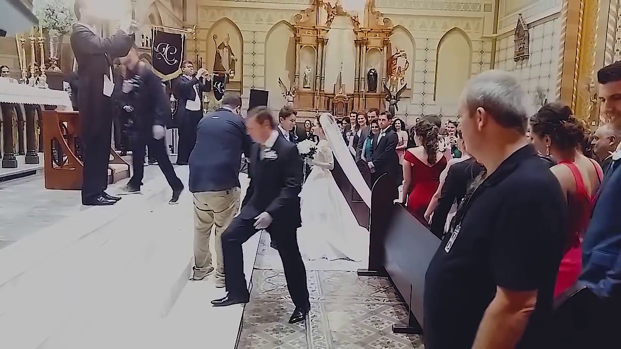 DE ARREPIAR! Entrada Da Noiva Muito Emocionante!!! | Música Para Casamento