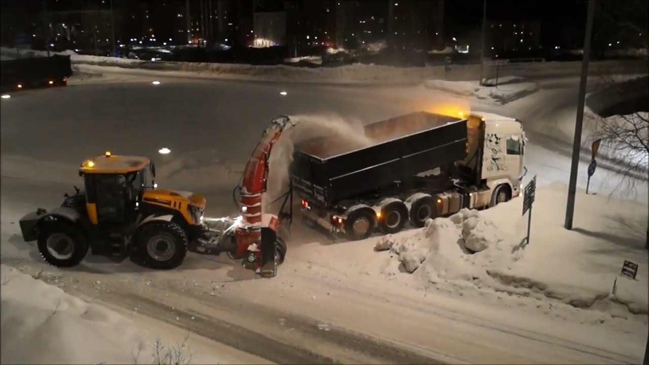 Snöröjning Umeå 2021. JCB 4220 Fasttrac + Tokvam 260THS. Scania, Volvo.