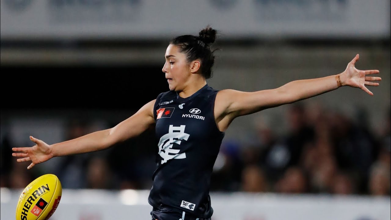 Amelia Velardo - Carlton Debut Highlights - AFLW Season 7 - Round 1 2022 - Carlton vs Collingwood